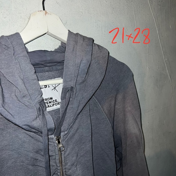 291 venice hoodie 01 - Picture 13 of 13